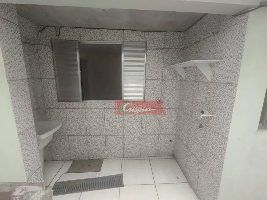 Casa com 1 quarto para alugar, 35m2 em Jardim Vila Galvão, Guarulhos - SP - imagem 6 Foto 6 de Casa com 1 quarto para alugar, 35m2 em Jardim Vila Galvão, Guarulhos - SP