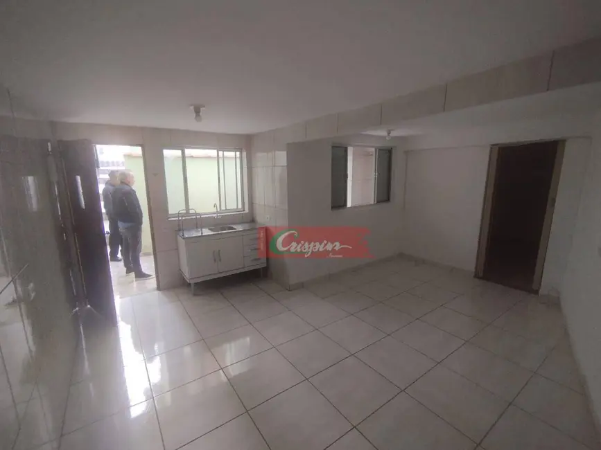 Casa com 1 quarto para alugar, 35m2 em Jardim Vila Galvão, Guarulhos - SP - imagem 3 Foto 3 de Casa com 1 quarto para alugar, 35m2 em Jardim Vila Galvão, Guarulhos - SP