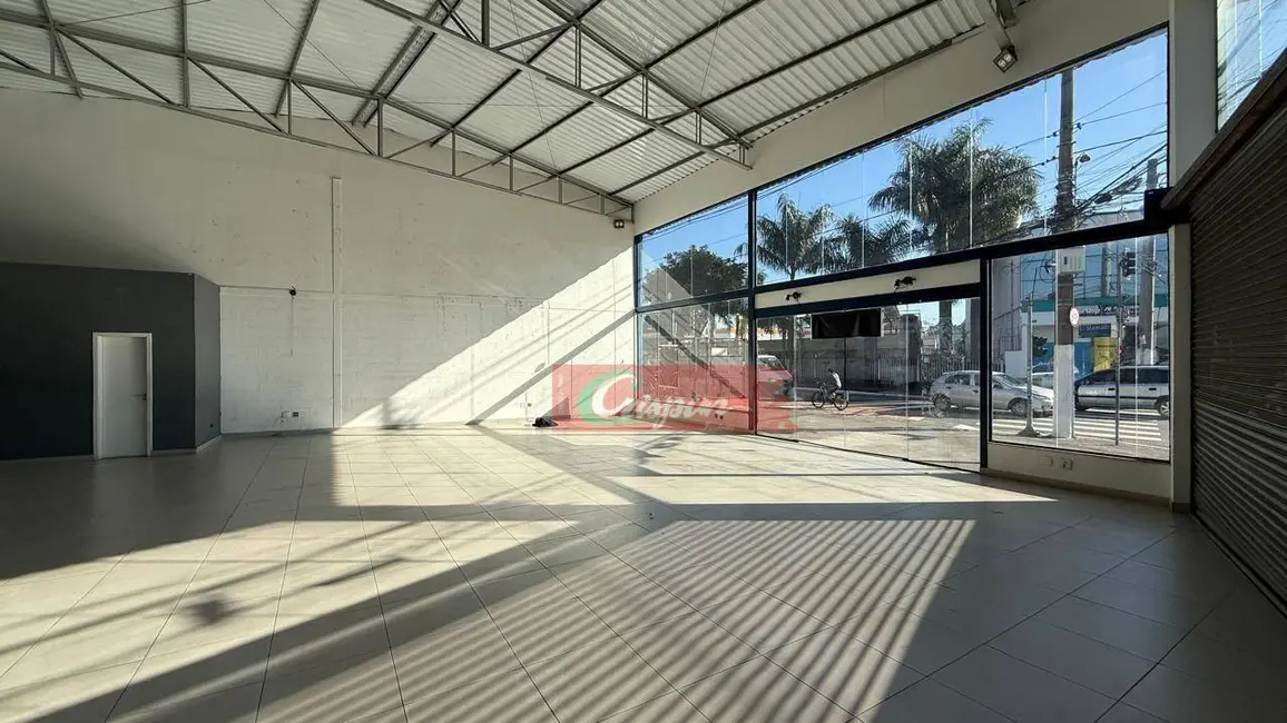 Sala Comercial para alugar, 220m2 em Jardim Modelo, São Paulo - SP - imagem 5 Foto 5 de Sala Comercial para alugar, 220m2 em Jardim Modelo, São Paulo - SP