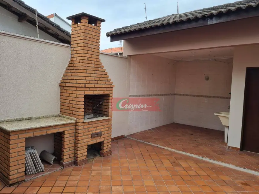 Foto 9 de Sobrado com 3 quartos à venda, 251m2 em Jardim Santa Clara, Guarulhos - SP