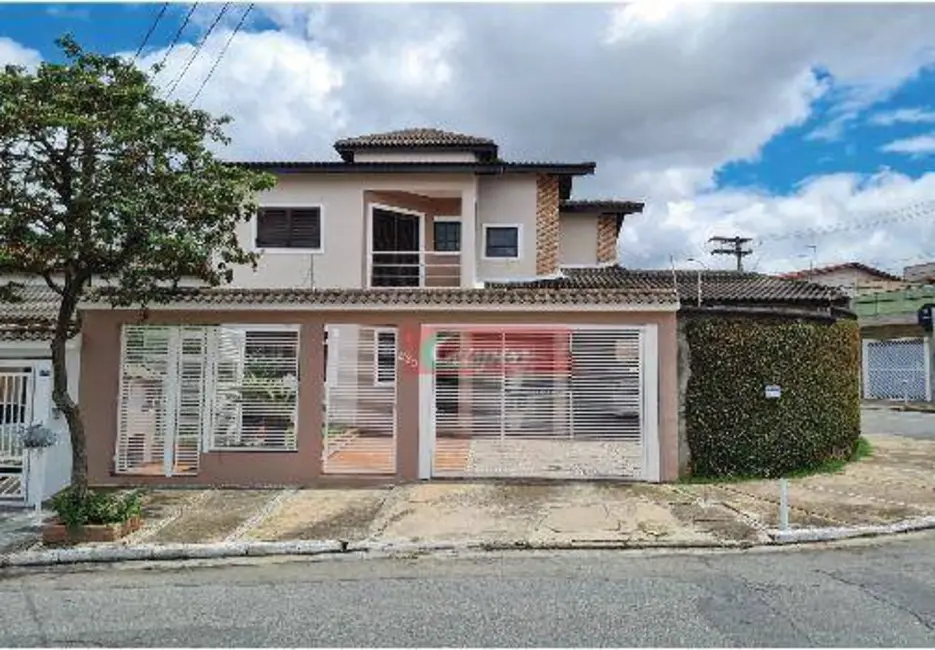 Foto 1 de Sobrado com 3 quartos à venda, 251m2 em Jardim Santa Clara, Guarulhos - SP