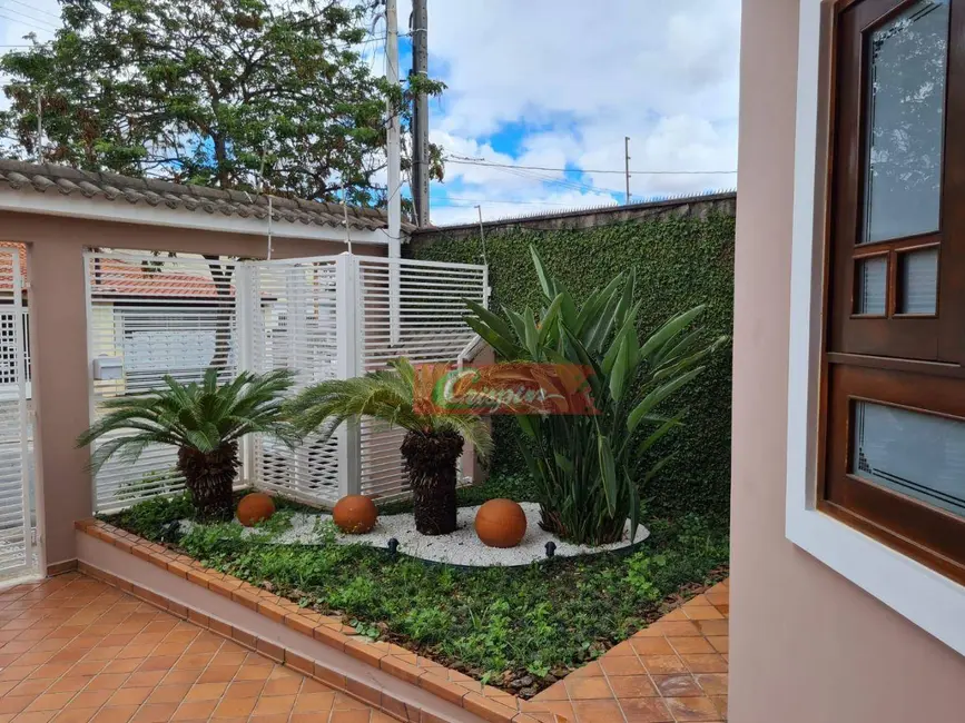 Foto 4 de Sobrado com 3 quartos à venda, 251m2 em Jardim Santa Clara, Guarulhos - SP