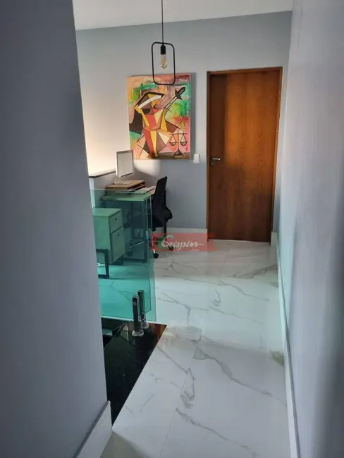 Foto 8 de Sobrado com 3 quartos à venda, 204m2 em Jardim Vila Galvão, Guarulhos - SP