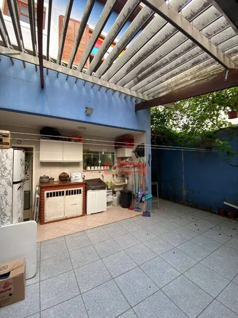 Foto 3 de Sobrado com 3 quartos à venda, 137m2 em Jardim Santa Clara, Guarulhos - SP