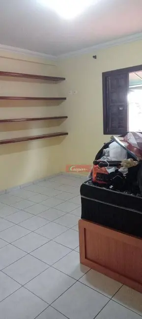 Foto 8 de Sobrado com 5 quartos à venda, 368m2 em Vila Milton, Guarulhos - SP