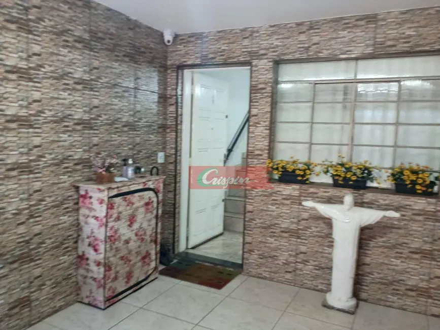 Sobrado com 3 quartos à venda, 154m2 em Jardim Palmira, Guarulhos - SP - imagem 9 Foto 9 de Sobrado com 3 quartos à venda, 154m2 em Jardim Palmira, Guarulhos - SP
