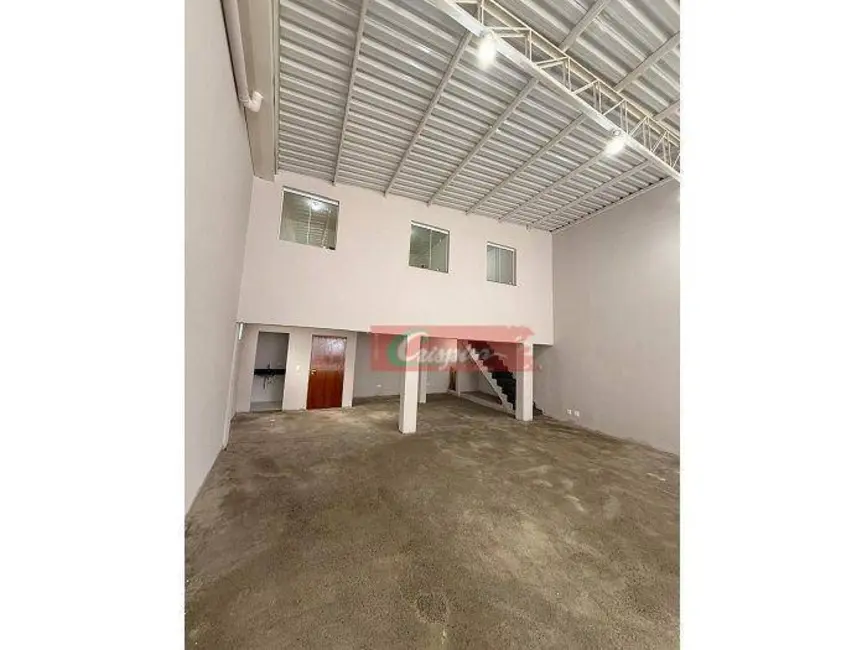 Armazém / Galpão à venda e para alugar, 140m2 em Jardim Alice, Guarulhos - SP - imagem 3 Foto 3 de Armazém / Galpão à venda e para alugar, 140m2 em Jardim Alice, Guarulhos - SP