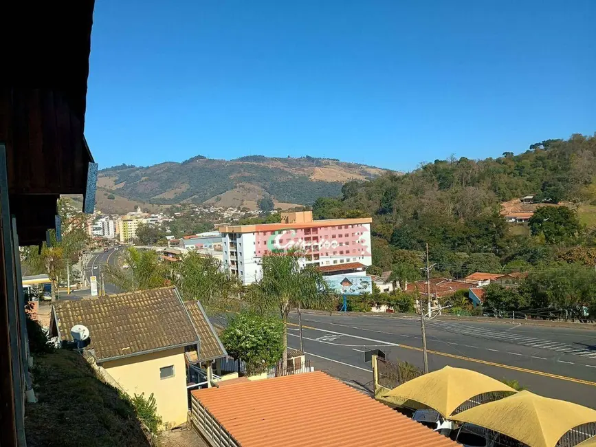 Casa com 4 quartos à venda, 816m2 em Lindoia - SP - imagem 5 Foto 5 de Casa com 4 quartos à venda, 816m2 em Lindoia - SP