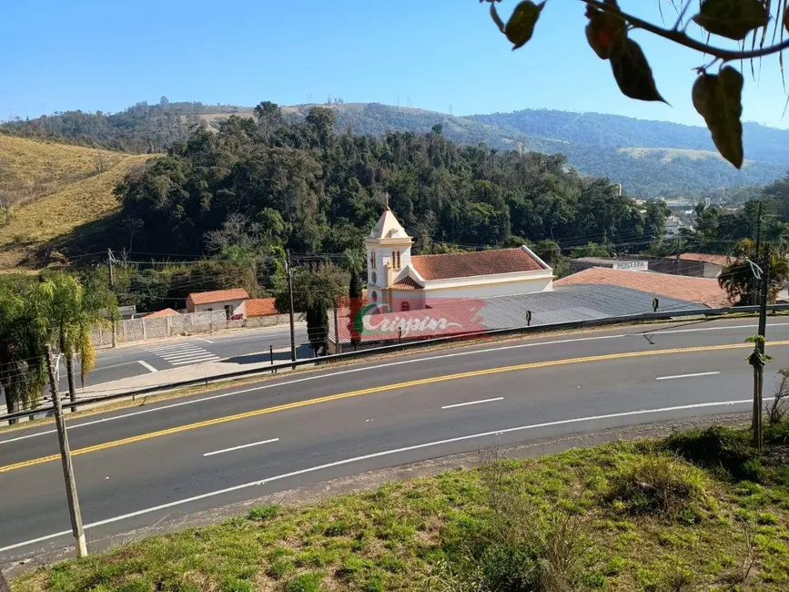Casa com 4 quartos à venda, 816m2 em Lindoia - SP - imagem 2 Foto 2 de Casa com 4 quartos à venda, 816m2 em Lindoia - SP