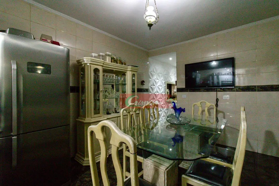 Sobrado com 4 quartos à venda, 280m2 em Vila Clotilde, Guarulhos - SP - imagem 7 Foto 7 de Sobrado com 4 quartos à venda, 280m2 em Vila Clotilde, Guarulhos - SP
