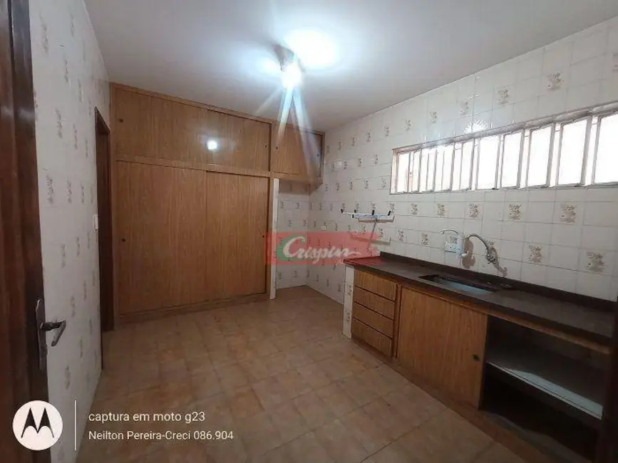 Foto 8 de Sobrado com 2 quartos para alugar, 160m2 em Parque Marabá, Guarulhos - SP