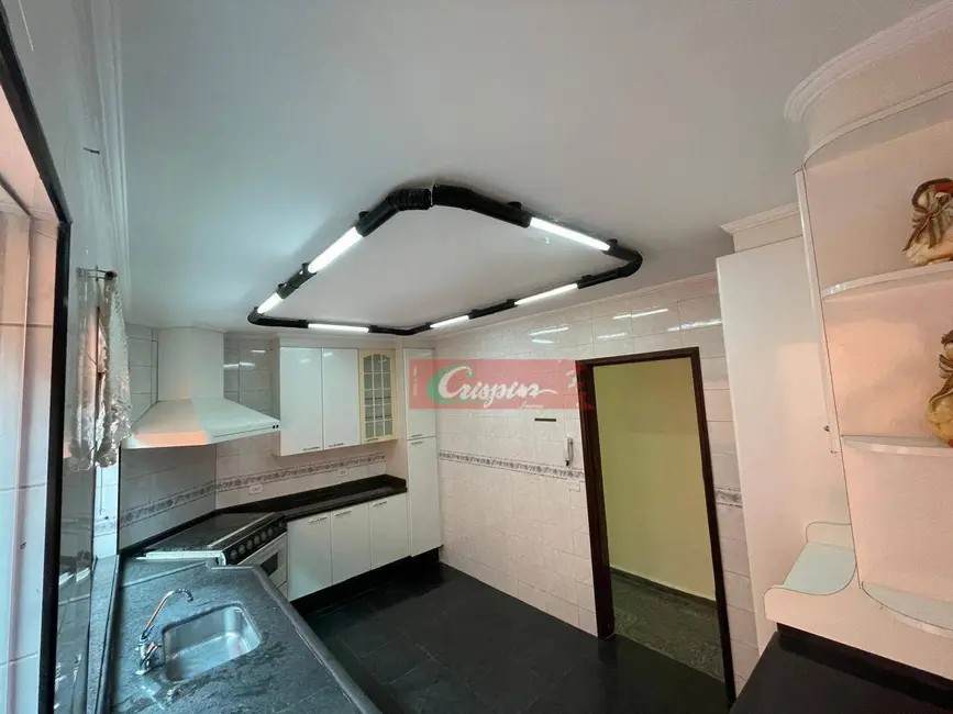 Foto 9 de Casa com 5 quartos à venda, 200m2 em Guarulhos - SP