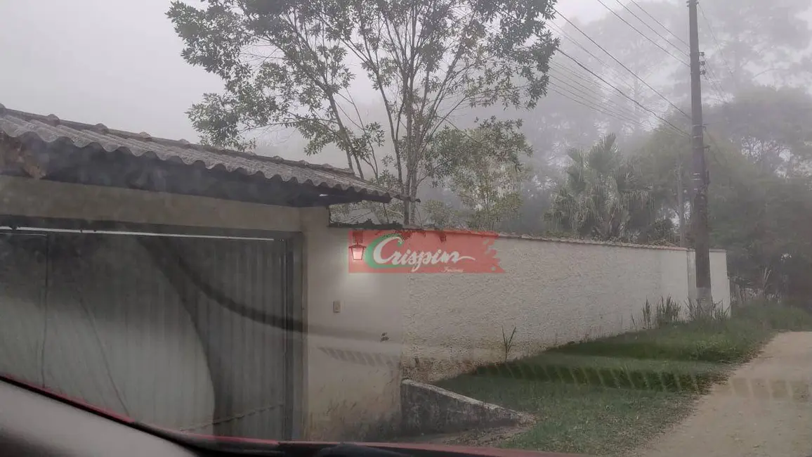 Chácara com 2 quartos à venda, 3000m2 em Clube dos Oficiais, Suzano - SP - imagem 2 Foto 2 de Chácara com 2 quartos à venda, 3000m2 em Clube dos Oficiais, Suzano - SP