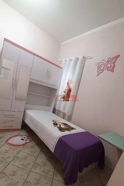 Sobrado com 4 quartos à venda, 160m2 em Vila Carmosina, São Paulo - SP - imagem 8 Foto 8 de Sobrado com 4 quartos à venda, 160m2 em Vila Carmosina, São Paulo - SP