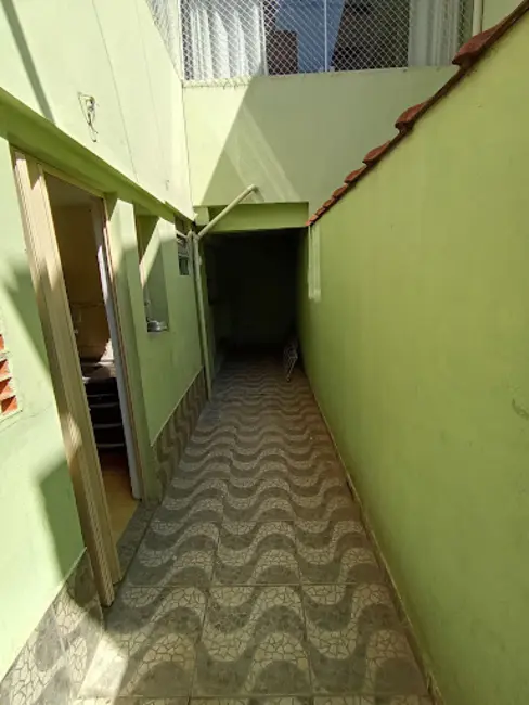 Casa com 1 quarto para alugar, 35m2 em Jardim Vila Galvão, Guarulhos - SP - imagem 6 Foto 6 de Casa com 1 quarto para alugar, 35m2 em Jardim Vila Galvão, Guarulhos - SP