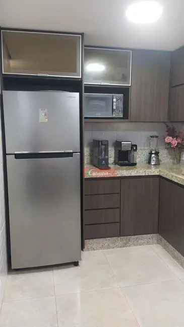Foto 4 de Sobrado com 2 quartos à venda, 64m2 em Vila Colorado, Suzano - SP