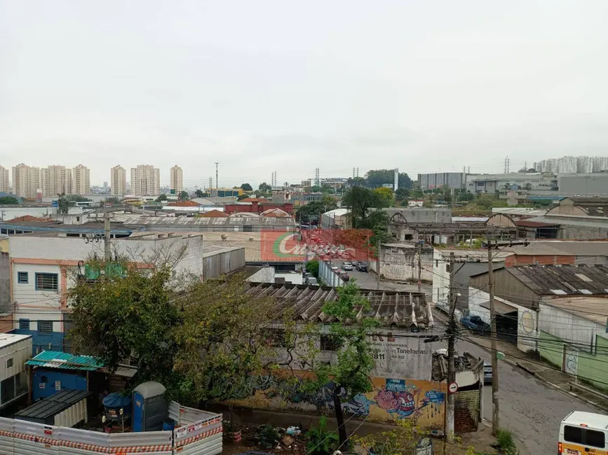 Kitnet com 1 quarto para alugar, 30m2 em Vila Antonieta, Guarulhos - SP - imagem 2 Foto 2 de Kitnet com 1 quarto para alugar, 30m2 em Vila Antonieta, Guarulhos - SP