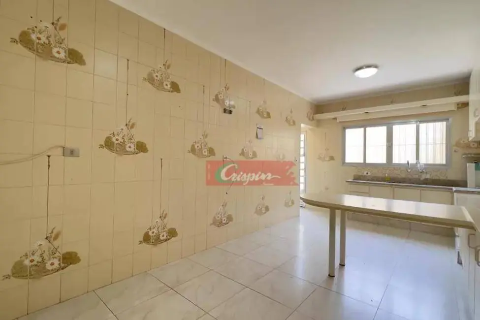 Casa com 4 quartos à venda e para alugar, 255m2 em Jardim Tranqüilidade, Guarulhos - SP - imagem 5 Foto 5 de Casa com 4 quartos à venda e para alugar, 255m2 em Jardim Tranqüilidade, Guarulhos - SP