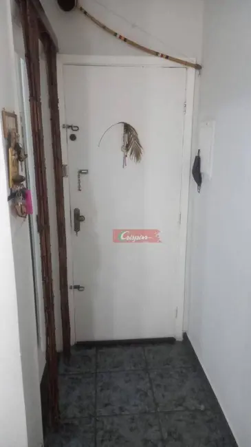 Apartamento com 2 quartos para alugar, 60m2 em Jardim Barbosa, Guarulhos - SP - imagem 8 Foto 8 de Apartamento com 2 quartos para alugar, 60m2 em Jardim Barbosa, Guarulhos - SP