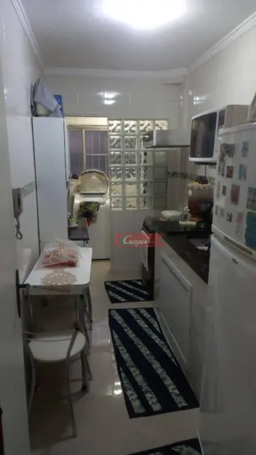 Apartamento com 2 quartos para alugar, 60m2 em Jardim Barbosa, Guarulhos - SP - imagem 7 Foto 7 de Apartamento com 2 quartos para alugar, 60m2 em Jardim Barbosa, Guarulhos - SP