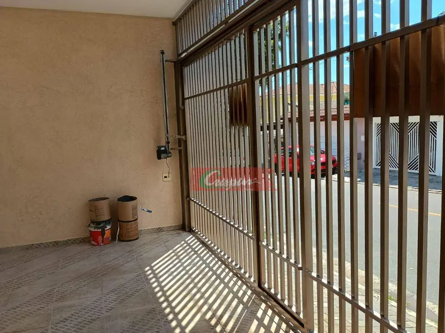 Foto 4 de Sobrado com 3 quartos à venda e para alugar, 148m2 em Jardim São João, Guarulhos - SP