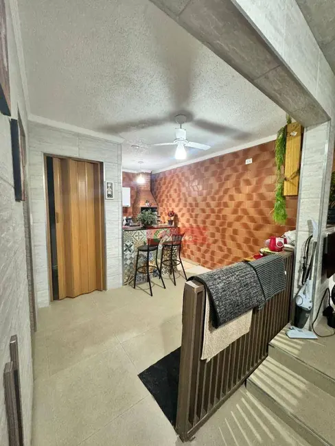 Foto 9 de Sobrado com 2 quartos à venda, 125m2 em Jardim Frizzo, Guarulhos - SP