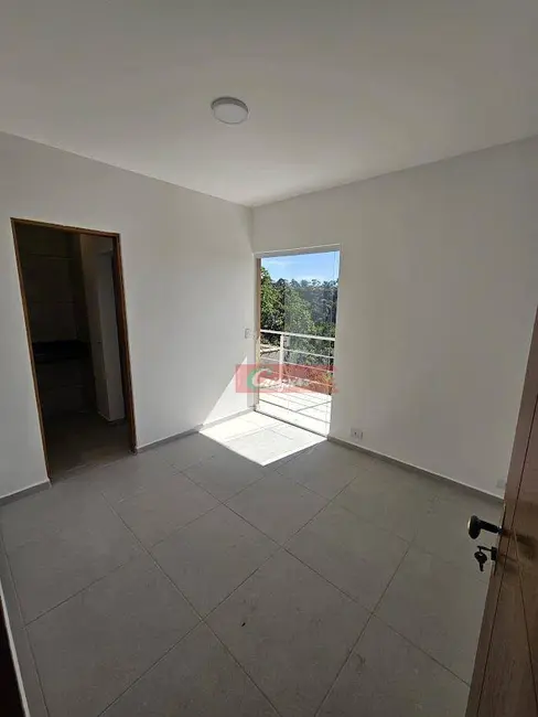 Foto 2 de Sobrado com 3 quartos à venda, 140m2 em Mairipora - SP