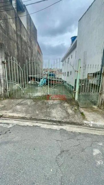 Casa com 2 quartos à venda, 125m2 em Vila Itapoan, Guarulhos - SP - imagem 2 Foto 2 de Casa com 2 quartos à venda, 125m2 em Vila Itapoan, Guarulhos - SP