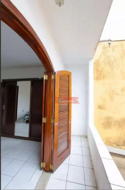 Sobrado com 4 quartos à venda, 203m2 em Jardim Vila Galvão, Guarulhos - SP - imagem 6 Foto 6 de Sobrado com 4 quartos à venda, 203m2 em Jardim Vila Galvão, Guarulhos - SP