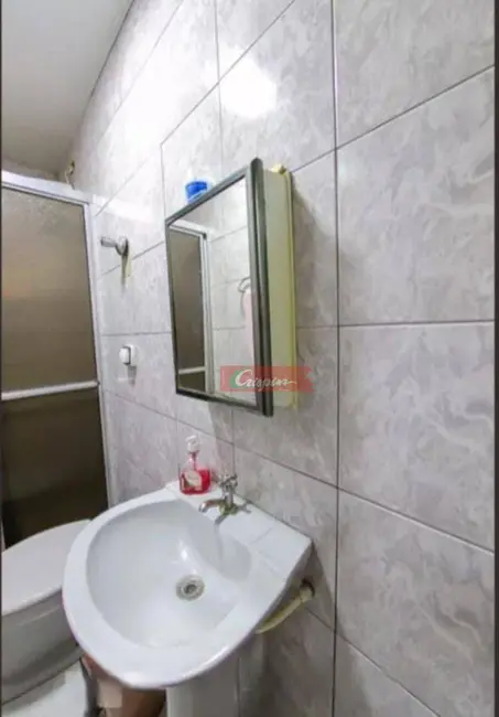 Sobrado com 4 quartos à venda, 203m2 em Jardim Vila Galvão, Guarulhos - SP - imagem 8 Foto 8 de Sobrado com 4 quartos à venda, 203m2 em Jardim Vila Galvão, Guarulhos - SP