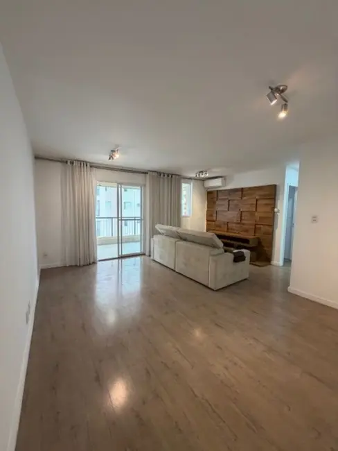 Foto 4 de Apartamento com 2 quartos para alugar, 82m2 em Jardim Zaira, Guarulhos - SP