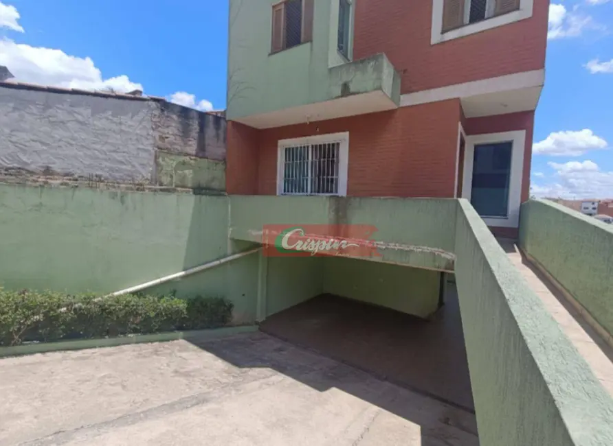 Foto 6 de Sobrado com 3 quartos à venda, 200m2 em Jardim Munhoz, Guarulhos - SP