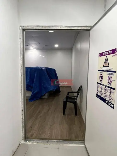 Sobrado com 8 quartos à venda e para alugar, 440m2 em Jardim Presidente Dutra, Guarulhos - SP - imagem 6 Foto 6 de Sobrado com 8 quartos à venda e para alugar, 440m2 em Jardim Presidente Dutra, Guarulhos - SP