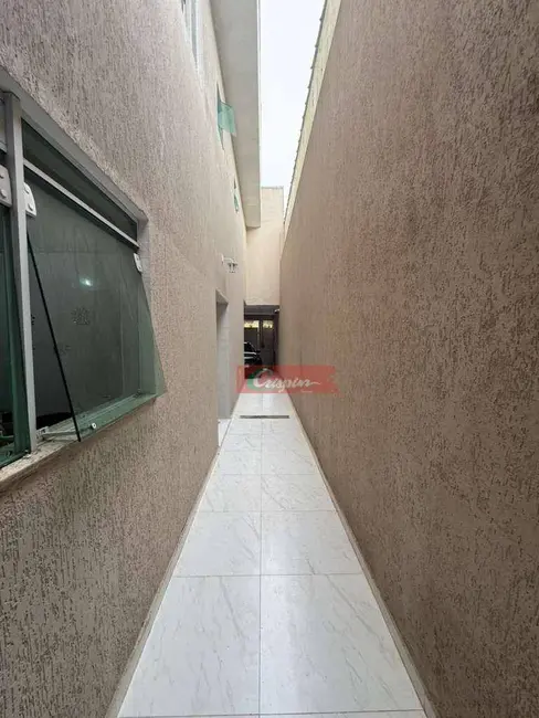 Sobrado com 3 quartos para alugar, 305m2 em Jardim Frizzo, Guarulhos - SP - imagem 7 Foto 7 de Sobrado com 3 quartos para alugar, 305m2 em Jardim Frizzo, Guarulhos - SP