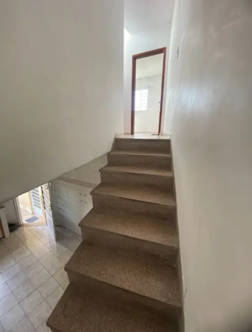 Sobrado com 2 quartos para alugar, 53m2 em Parque Santo Antônio, Guarulhos - SP - imagem 2 Foto 2 de Sobrado com 2 quartos para alugar, 53m2 em Parque Santo Antônio, Guarulhos - SP