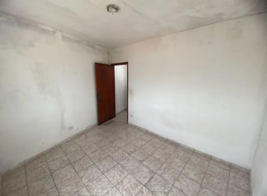 Sobrado com 2 quartos para alugar, 53m2 em Parque Santo Antônio, Guarulhos - SP - imagem 8 Foto 8 de Sobrado com 2 quartos para alugar, 53m2 em Parque Santo Antônio, Guarulhos - SP
