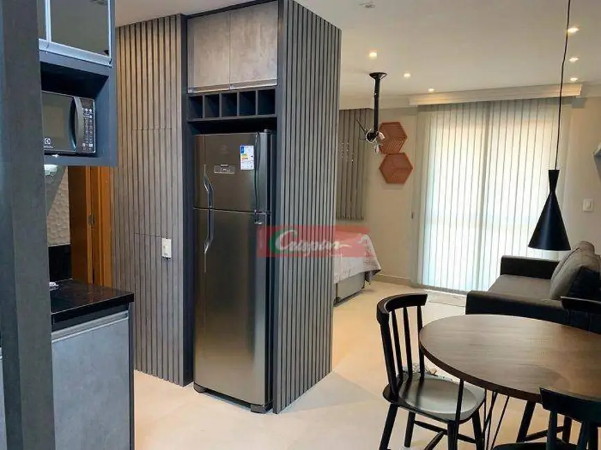 Foto 2 de Kitnet com 1 quarto para alugar, 37m2 em Parque Renato Maia, Guarulhos - SP