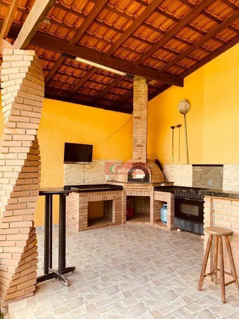 Foto 9 de Chácara com 2 quartos à venda, 3000m2 em Guararema - SP