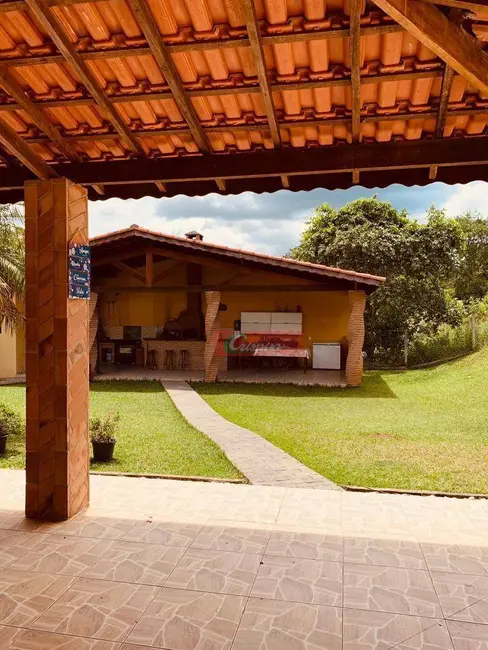 Foto 8 de Chácara com 2 quartos à venda, 3000m2 em Guararema - SP