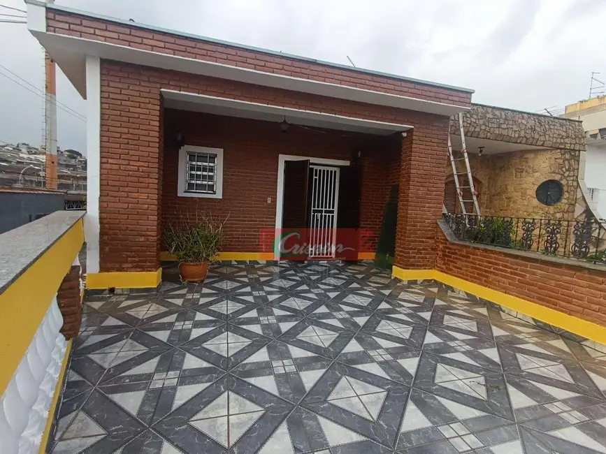 Foto 3 de Sobrado com 4 quartos à venda, 180m2 em Vila Adelaide Perella, Guarulhos - SP