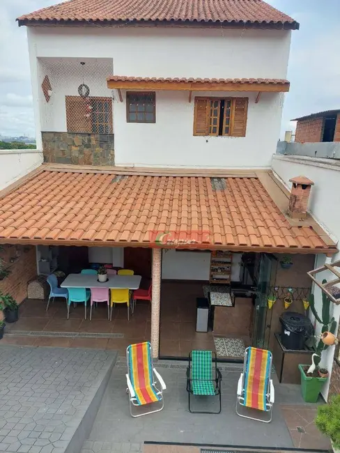 Foto 4 de Sobrado com 3 quartos à venda, 122m2 em Jardim Rizzo, Guarulhos - SP