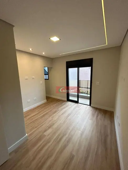 Sobrado com 3 quartos à venda, 125m2 em Vila Carmela II, Guarulhos - SP - imagem 3 Foto 3 de Sobrado com 3 quartos à venda, 125m2 em Vila Carmela II, Guarulhos - SP