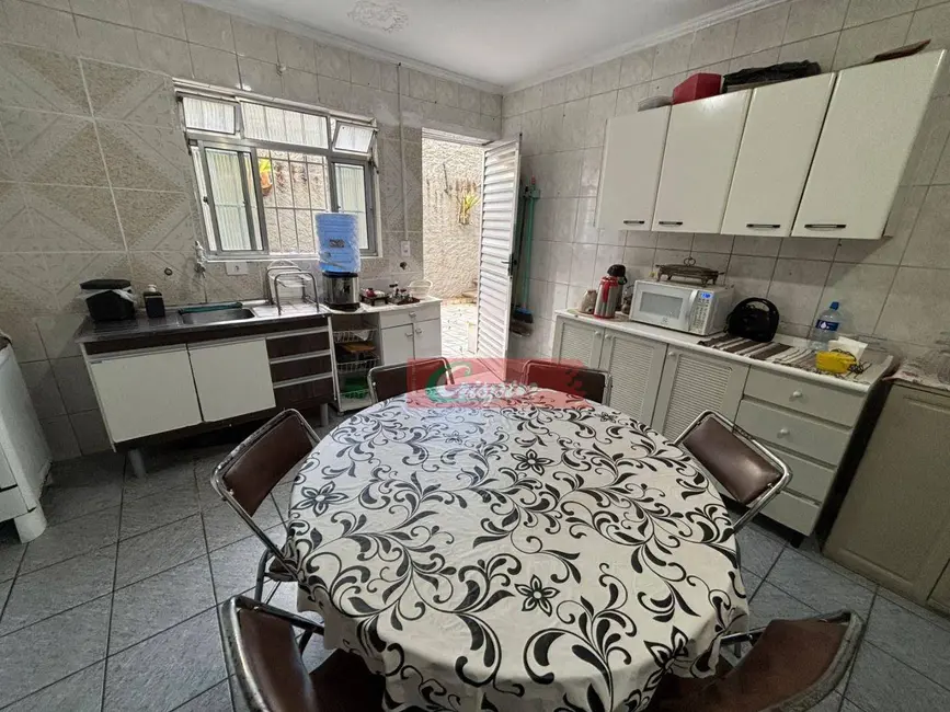 Foto 2 de Sobrado com 5 quartos à venda, 257m2 em Jardim Figueira, Guarulhos - SP