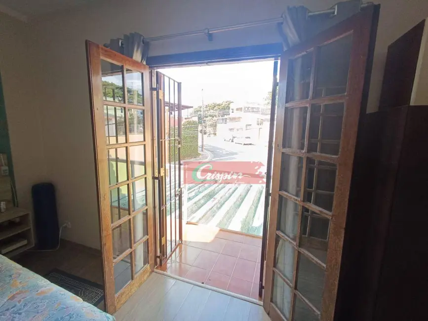 Foto 9 de Sobrado com 2 quartos para alugar, 146m2 em Jardim Vila Galvão, Guarulhos - SP