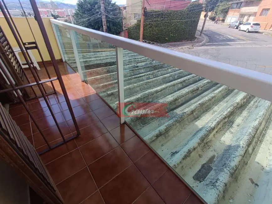 Foto 8 de Sobrado com 2 quartos para alugar, 146m2 em Jardim Vila Galvão, Guarulhos - SP