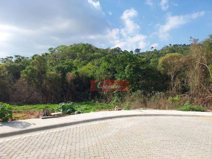 Foto 1 de Terreno / Lote à venda, 360m2 em Atibaia - SP