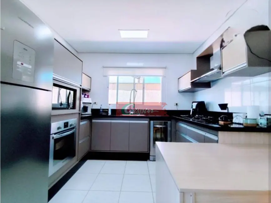 Foto 4 de Sobrado com 3 quartos à venda, 180m2 em Jardim Vila Galvão, Guarulhos - SP