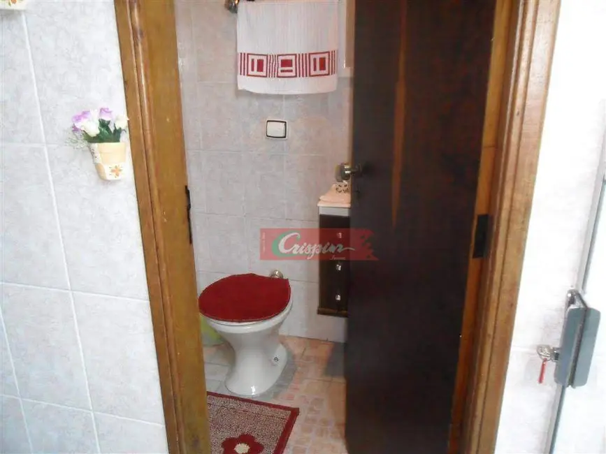 Sobrado com 2 quartos à venda, 102m2 em Jardim Cocaia, Guarulhos - SP - imagem 4 Foto 4 de Sobrado com 2 quartos à venda, 102m2 em Jardim Cocaia, Guarulhos - SP