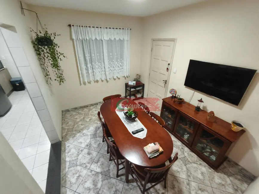 Sobrado com 3 quartos à venda, 198m2 em Santana, São Paulo - SP - imagem 6 Foto 6 de Sobrado com 3 quartos à venda, 198m2 em Santana, São Paulo - SP