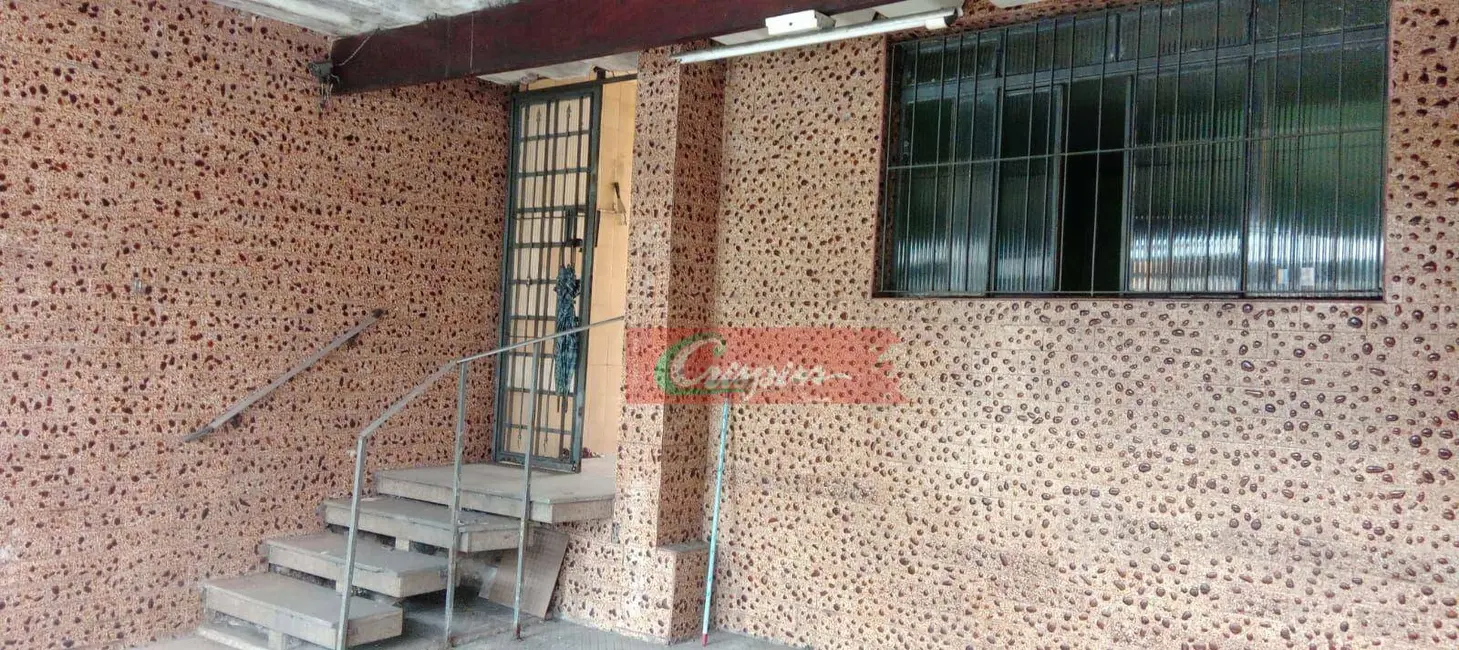 Foto 1 de Sobrado com 2 quartos à venda, 150m2 em Cocaia, Guarulhos - SP